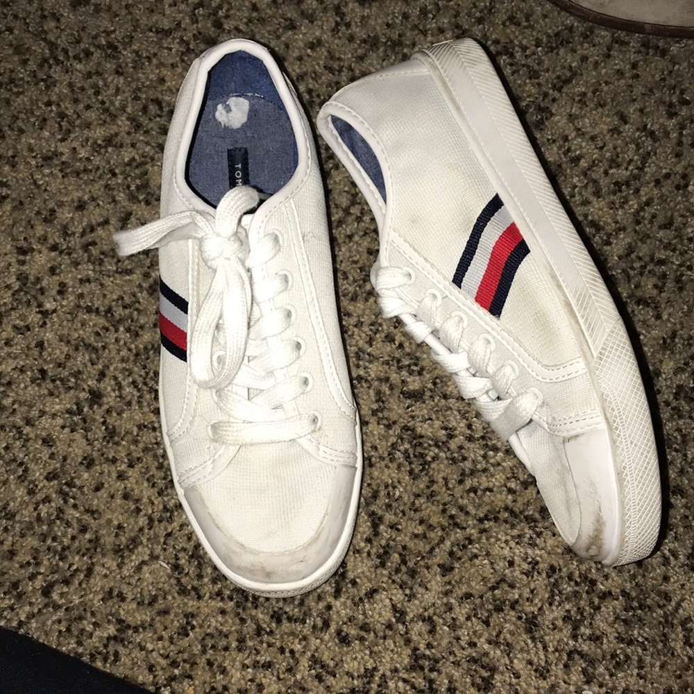 Tommy shoes